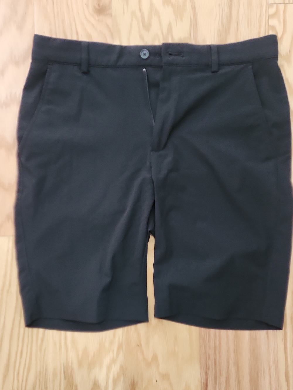 Greg Norman Collection Black Men's Flat Front Performance Shorts 30